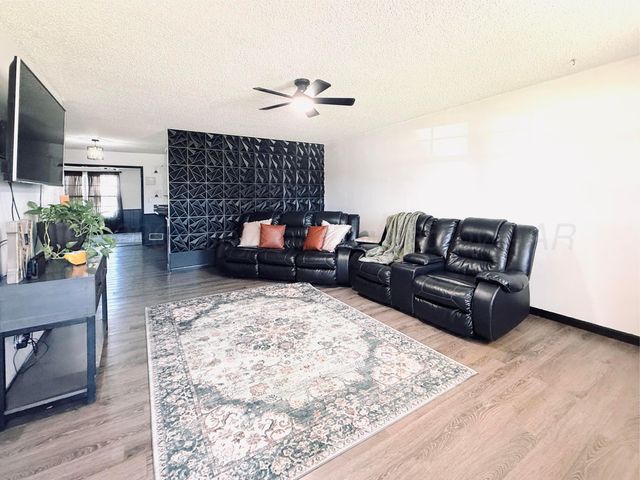 501 Cherry Avenue, Dumas, TX 79029