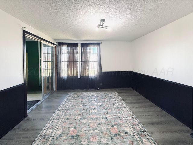 501 Cherry Avenue, Dumas, TX 79029