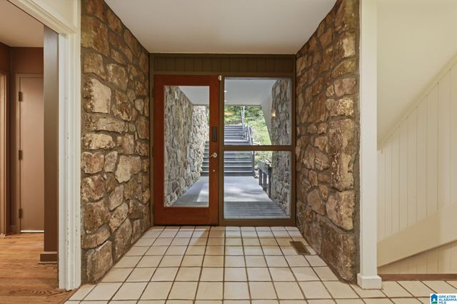 2901 SMYER ROAD, Vestavia Hills, AL 35216