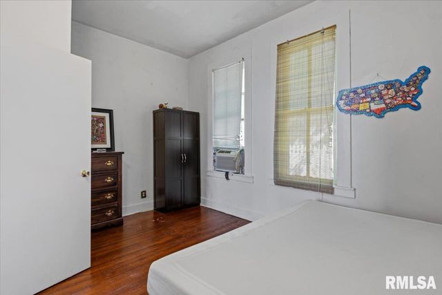 1304 N 3RD Street, Springfield, IL 62702