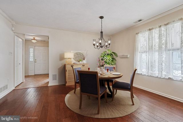 7 DRAKE, Mount Laurel, NJ 08054