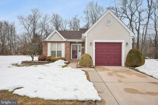 7 DRAKE, Mount Laurel, NJ 08054