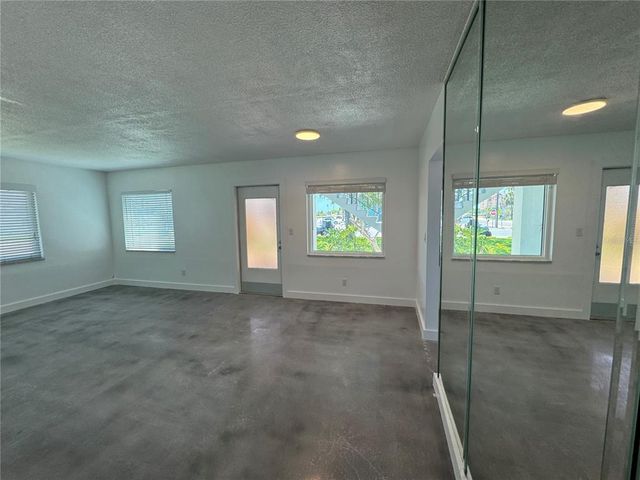 11225 1ST STREET E, Treasure Island, FL 33706