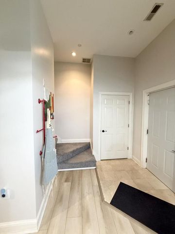 1888 N Water STREET #107, Milwaukee, WI 53202