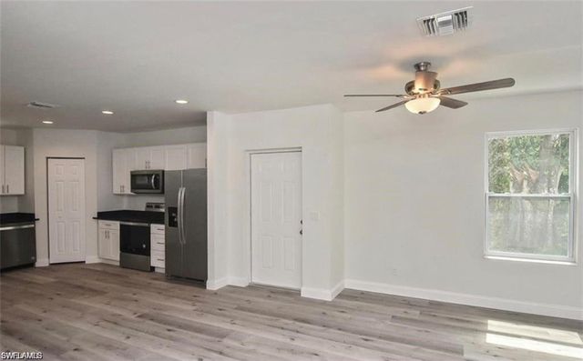 26350 Coventry LN # 352, Bonita Springs, FL 34135