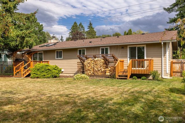 2809 St Clair, Bellingham, WA 98226