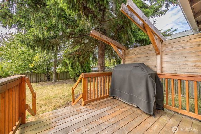 2809 St Clair, Bellingham, WA 98226