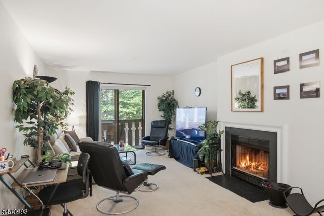 609 Mark Twain Way, Mahwah Twp., NJ 07430