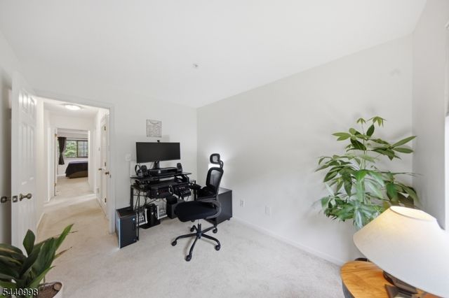 609 Mark Twain Way, Mahwah Twp., NJ 07430