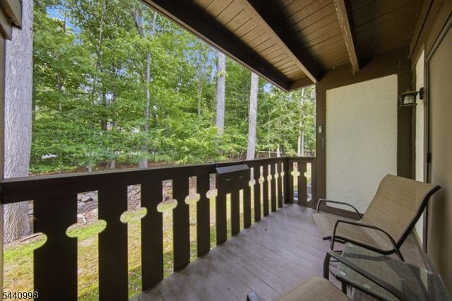 609 Mark Twain Way, Mahwah Twp., NJ 07430