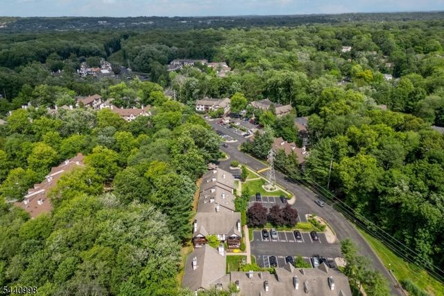 609 Mark Twain Way, Mahwah Twp., NJ 07430