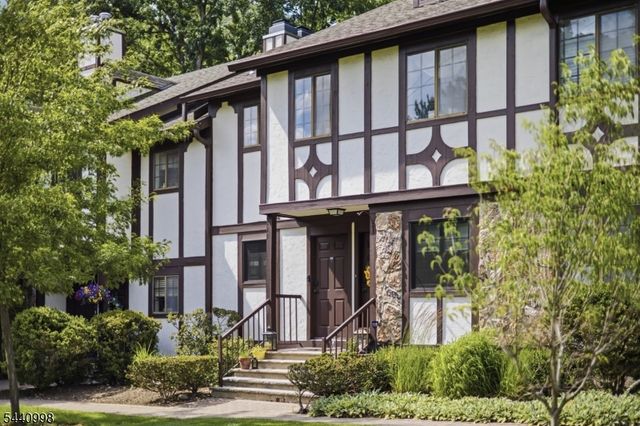 609 Mark Twain Way, Mahwah Twp., NJ 07430