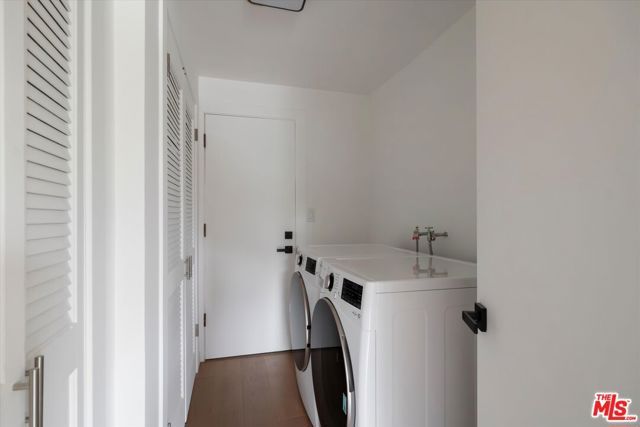 8506 Oak Court, Los Angeles, CA 90046