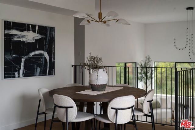 8506 Oak Court, Los Angeles, CA 90046