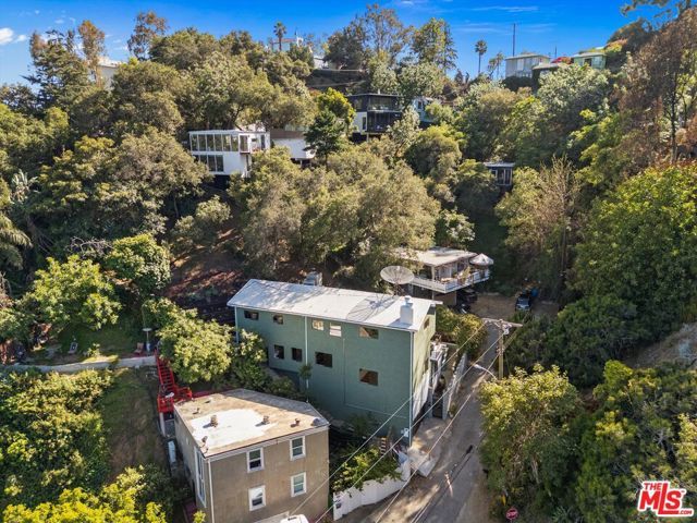 8506 Oak Court, Los Angeles, CA 90046