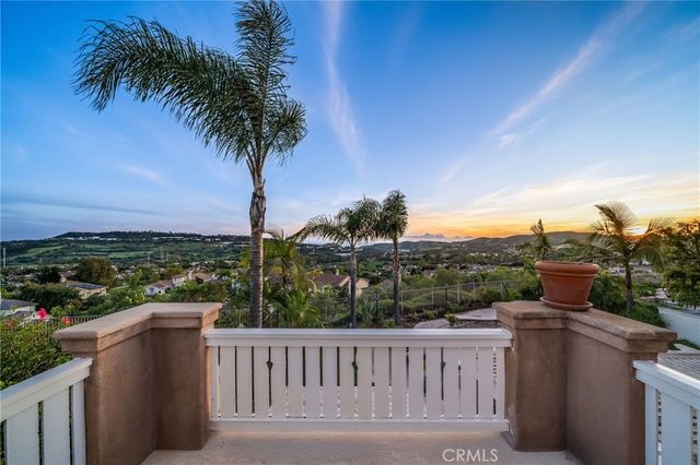 18 Calle Anacapa, San Clemente, CA 92673