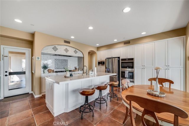 18 Calle Anacapa, San Clemente, CA 92673