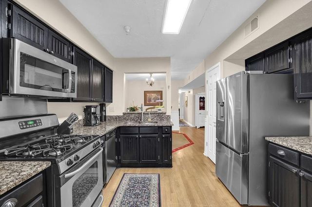 4081 Riverlook SE Parkway 102, Marietta, GA 30067