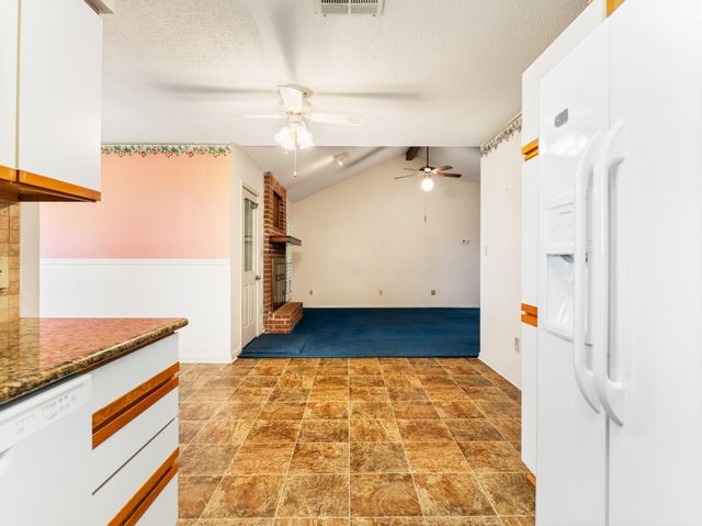 1816 Leissner Street, Bay City, TX 77414