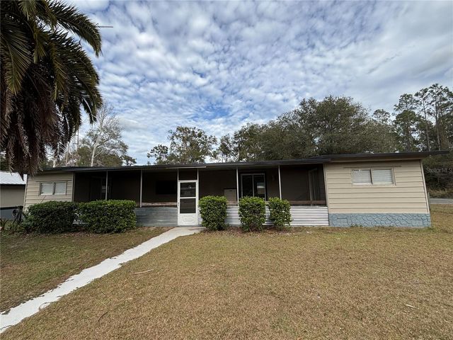 6781 SE 173RD COURT, Ocklawaha, FL 32179