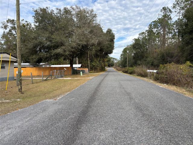 6781 SE 173RD COURT, Ocklawaha, FL 32179