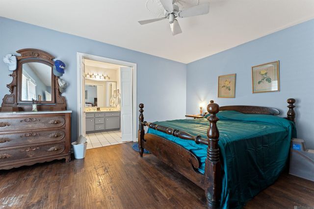 8737 Wakefield Ave, Baton Rouge, LA 70806