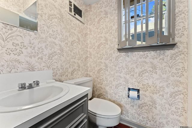 8737 Wakefield Ave, Baton Rouge, LA 70806