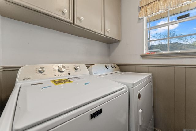 8737 Wakefield Ave, Baton Rouge, LA 70806