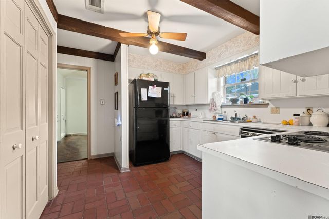 8737 Wakefield Ave, Baton Rouge, LA 70806