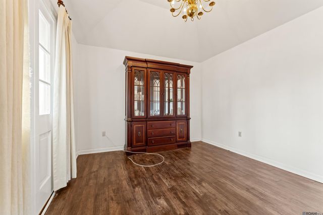 8737 Wakefield Ave, Baton Rouge, LA 70806