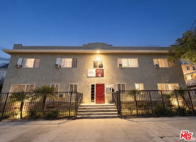 2611 W Orchard Avenue 2609, Los Angeles, CA 90007