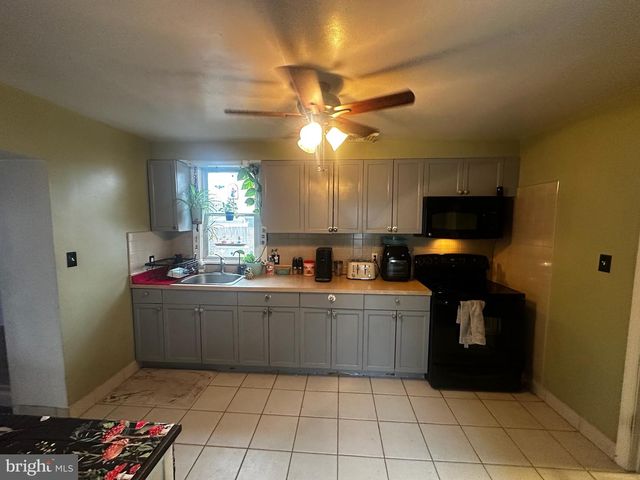 131 MARKET ST, Middletown, PA 17057