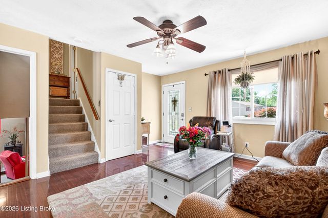 8700 William Penn Way, Louisville, KY 40228