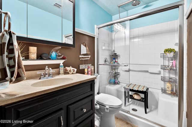 8700 William Penn Way, Louisville, KY 40228