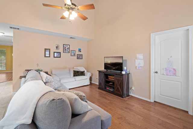 12900 Medina River WAY, Austin, TX 78732