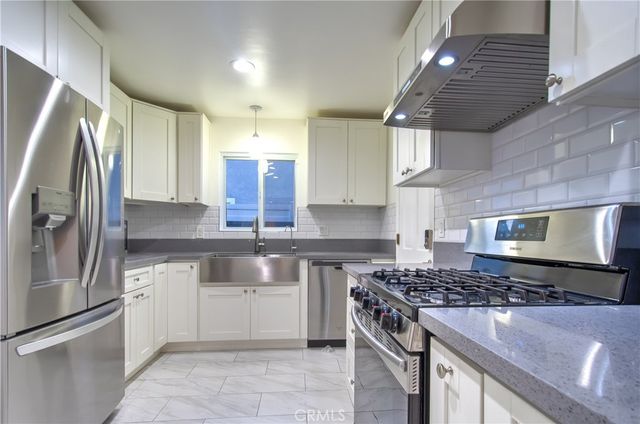 1212 W Woodcrest Avenue, Fullerton, CA 92833