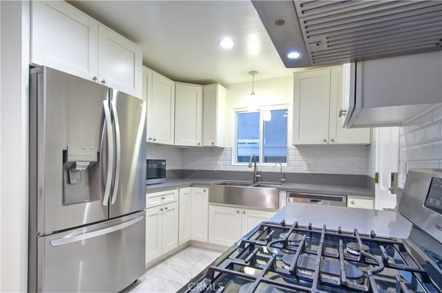 1212 W Woodcrest Avenue, Fullerton, CA 92833
