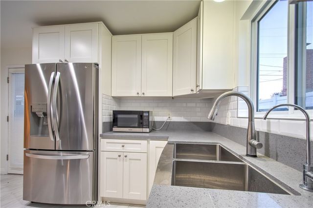 1212 W Woodcrest Avenue, Fullerton, CA 92833