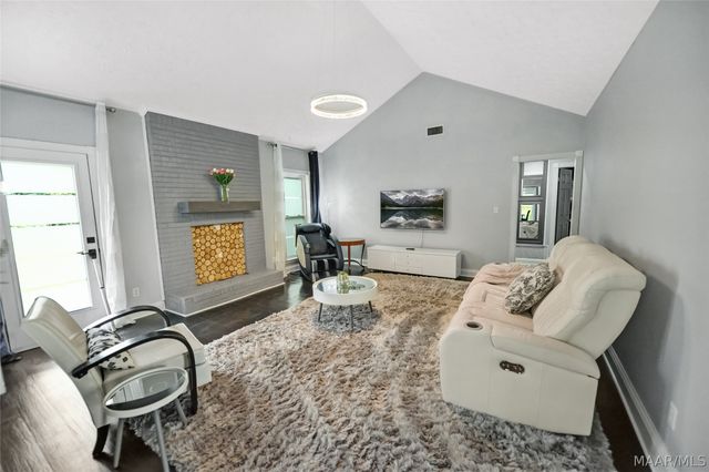 1201 Dalraida Road, Montgomery, AL 36109