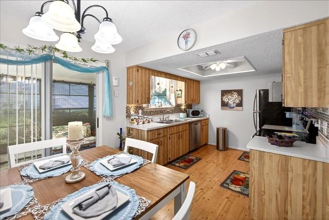 10824 SW 90TH TERRACE, Ocala, FL 34481