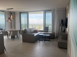 4010 S Ocean Drive R2402, Hollywood, FL 33019