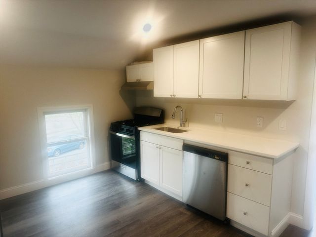 558 Pleasant Street 2, Norwood, MA 02062