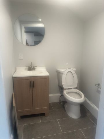 558 Pleasant Street 2, Norwood, MA 02062
