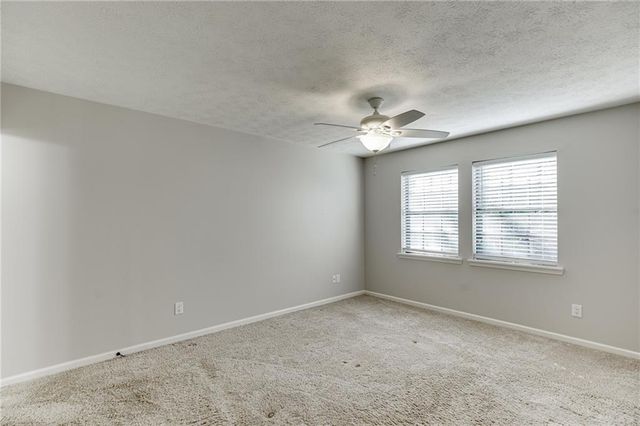 978 Chartley Drive SW, Lilburn, GA 30047