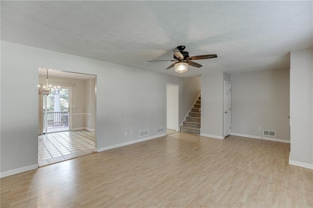 978 Chartley Drive SW, Lilburn, GA 30047