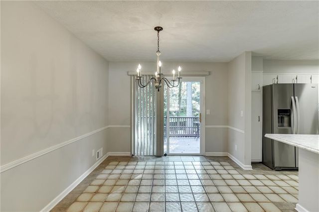 978 Chartley Drive SW, Lilburn, GA 30047