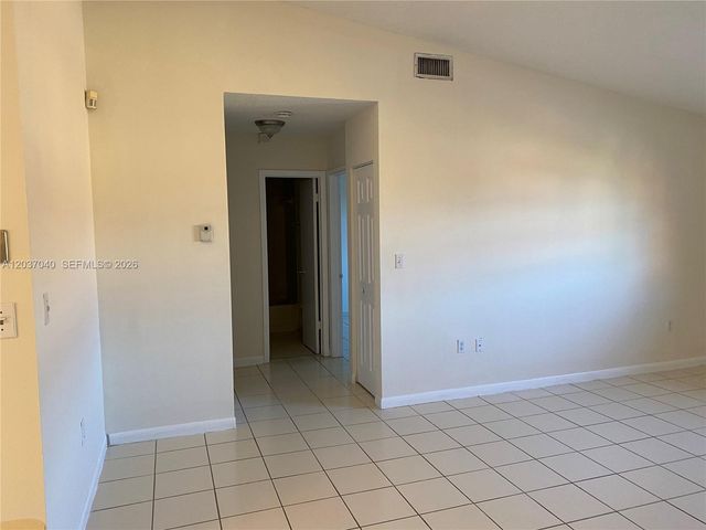 3566 W 80th Street 20257, Hialeah, FL 33018
