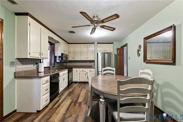 3955 Turner Woods Rd, Henrico, VA 23231