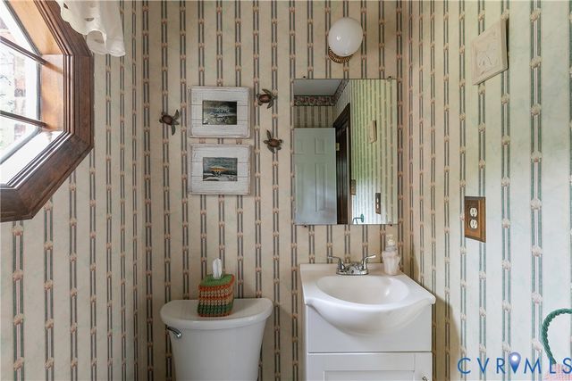 3955 Turner Woods Rd, Henrico, VA 23231