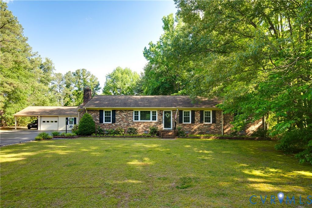 3955 Turner Woods Rd, Henrico, VA 23231